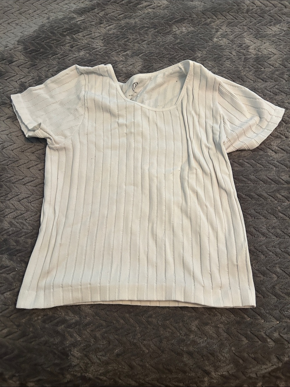 Short Sleeve Ribbed Knit Top in Cream - Lightweight Everyday Tee